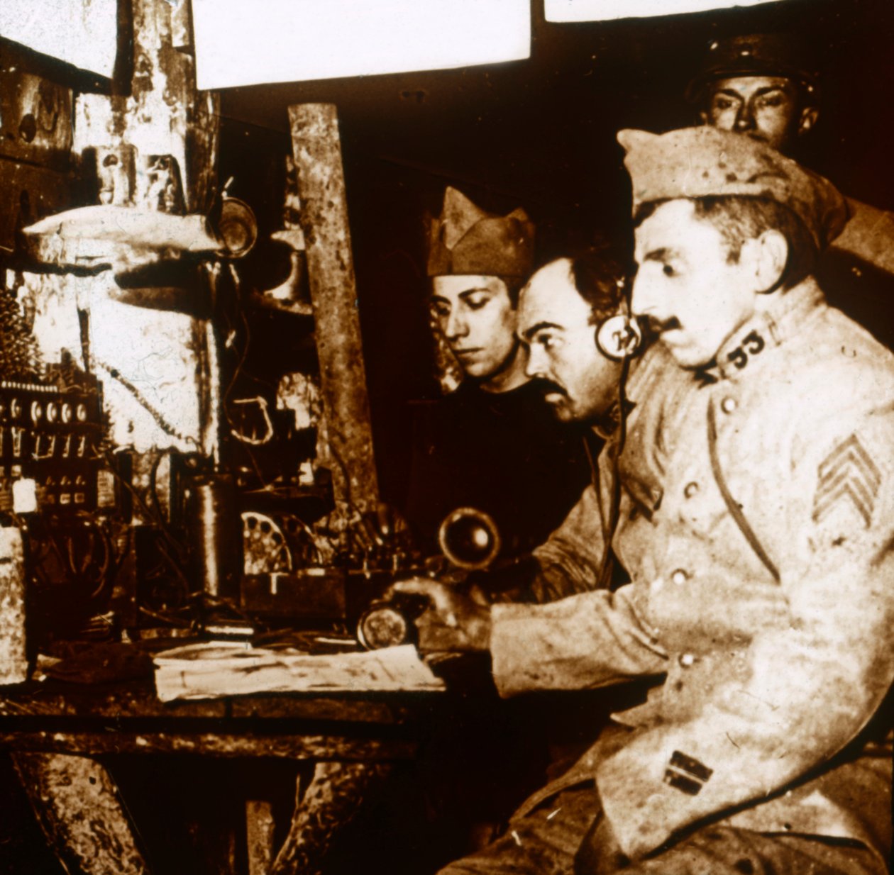 Telefonistka, c1914-c1918 autorstwa Unbekannt