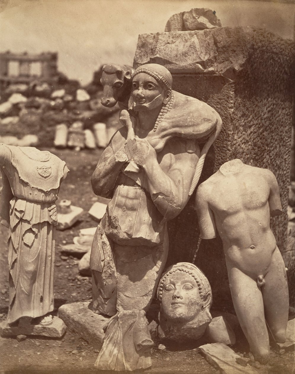 Nosiciel cieląt i chłopiec Kritios wkrótce po ekshumacji na Akropolu, Danse..., ok. godz. 1865. autorstwa Unbekannt