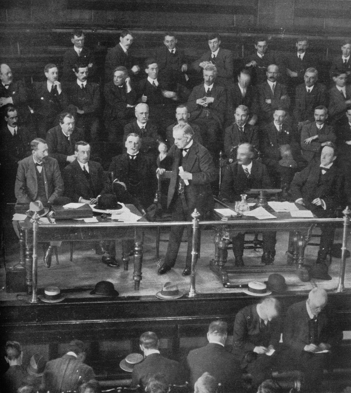 Strajk Węgla: Pan Lloyd George przemawia do przedstawicieli górników w Cardiff, 1915 autorstwa Unbekannt