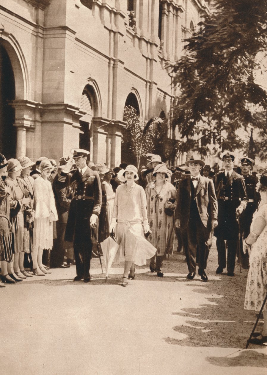 Książę i księżna Yorku oraz królowa Elżbieta opuszczają przyjęcie w Brisbane, 1927 autorstwa Unbekannt