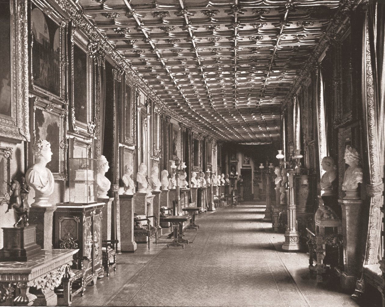 Korytarz Wschodni, Zamek Windsor, Berkshire, 1894. autorstwa Unbekannt