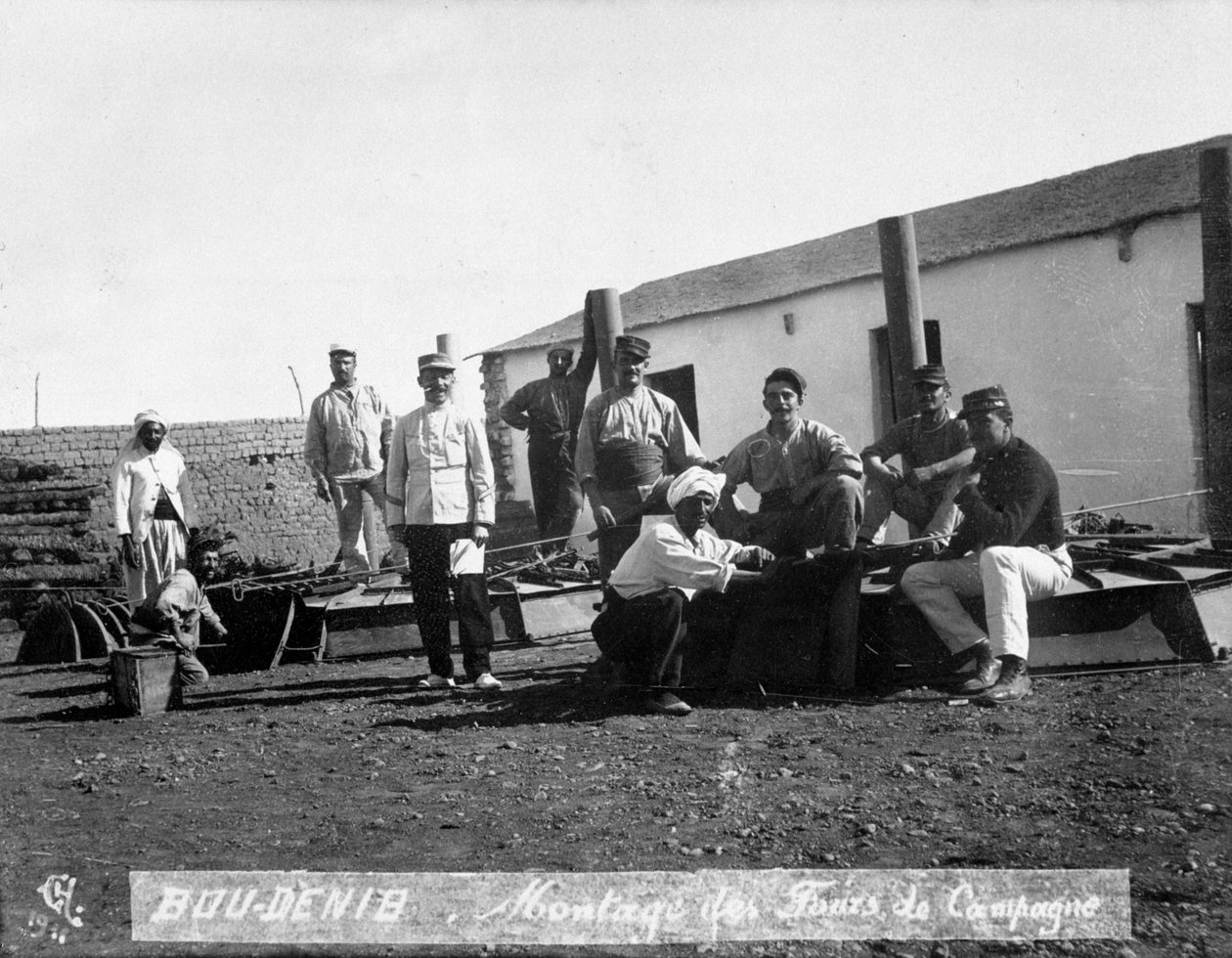 Francuska Legia Cudzoziemska na manewrach, Boudenib, Maroko, 1911 autorstwa Unbekannt