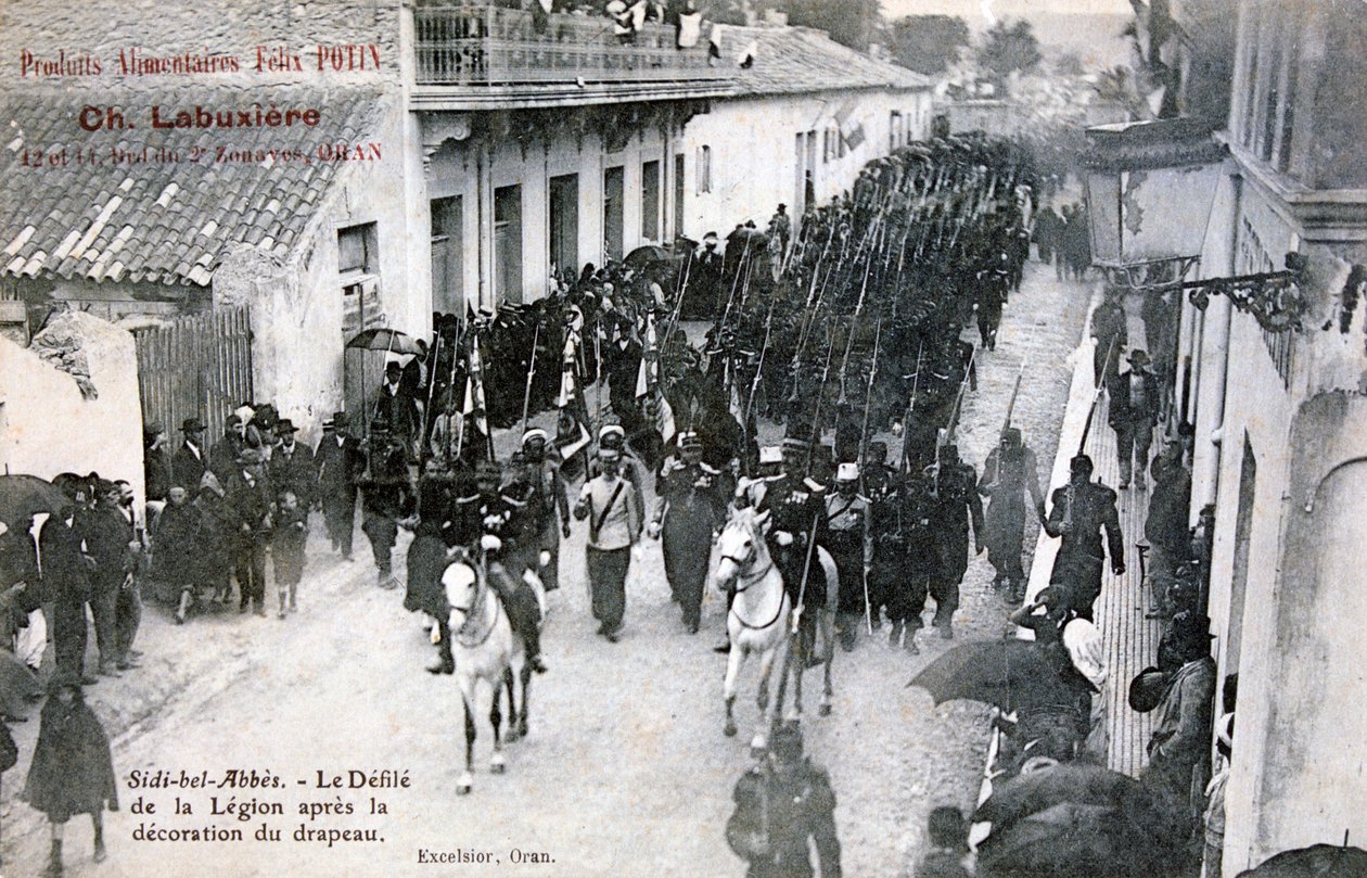 Francuska Legia Cudzoziemska paradująca ulicami Sidi Bel Abbes, Algieria, 1906 autorstwa Unbekannt