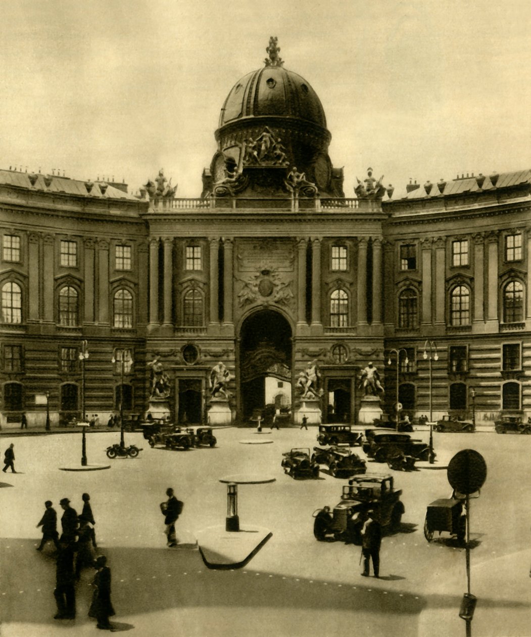 Hofburg, Wiedeń, Austria, ok. 1935. autorstwa Unbekannt