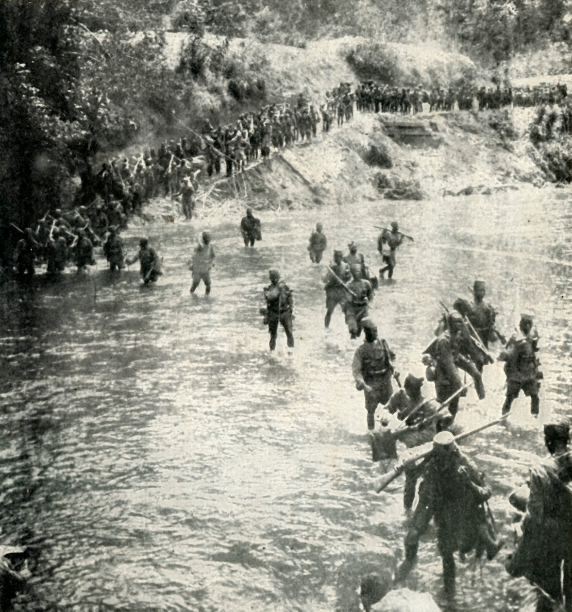 Afrykańscy strzelcy królów przekraczający rzekę Ruwu, niemiecka Afryka Wschodnia, 1919. autorstwa Unbekannt
