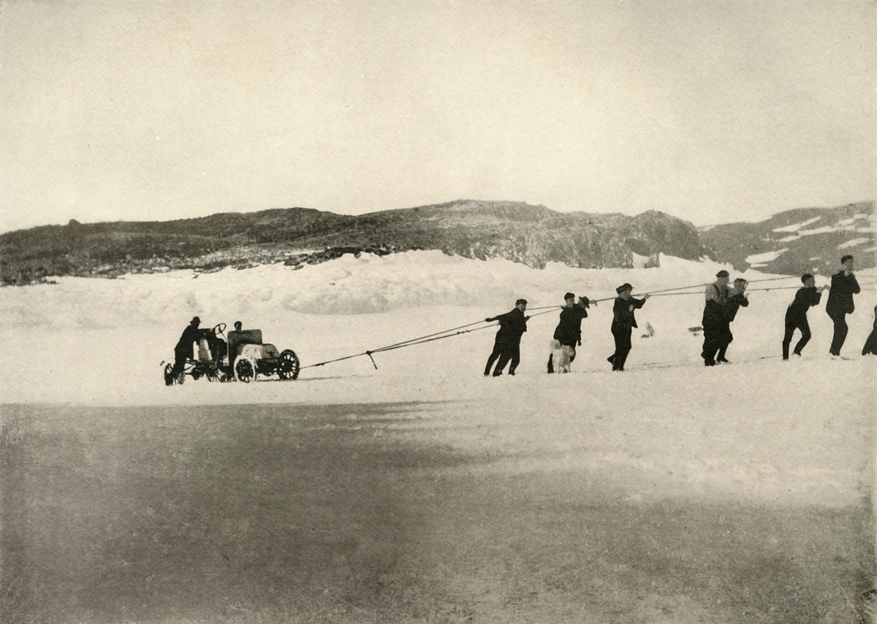 Motor-Car w miękkim śniegu, po zwrocie statku, c1908, 1909. autorstwa Unbekannt