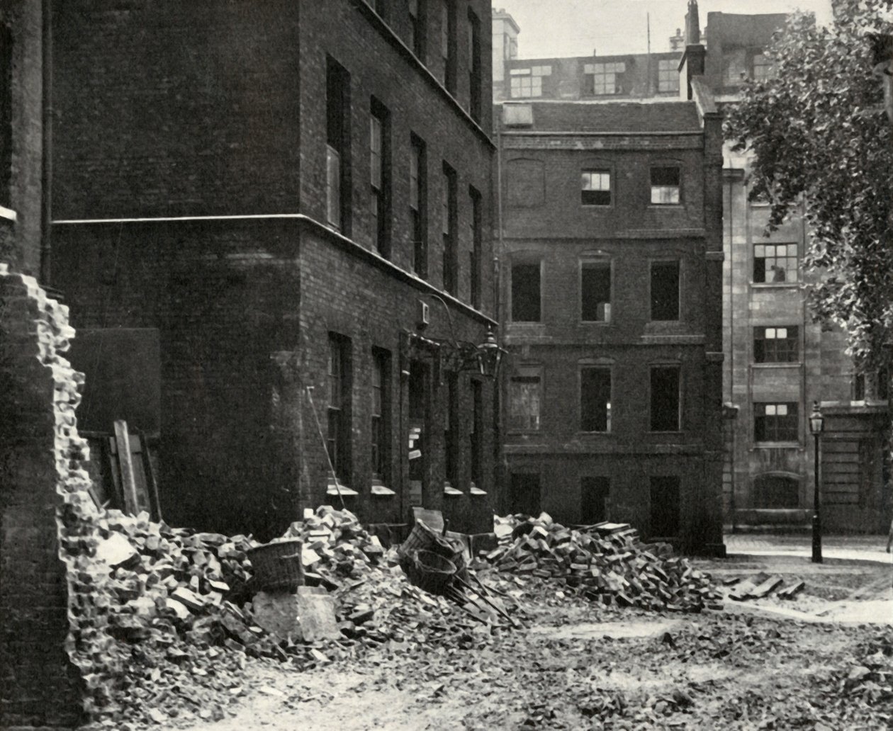 Miejsce bramy z Fetter Lane i opuszczone domy czekające na rozbiórkę, 1934. autorstwa Unbekannt