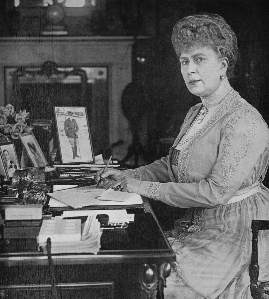 Owdowiała Królowa, 1936 autorstwa Unbekannt