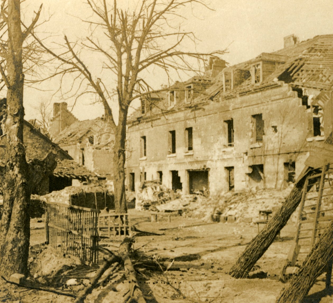 Huta szkła w Soissons, północna Francja, c1914-c1918 autorstwa Unbekannt