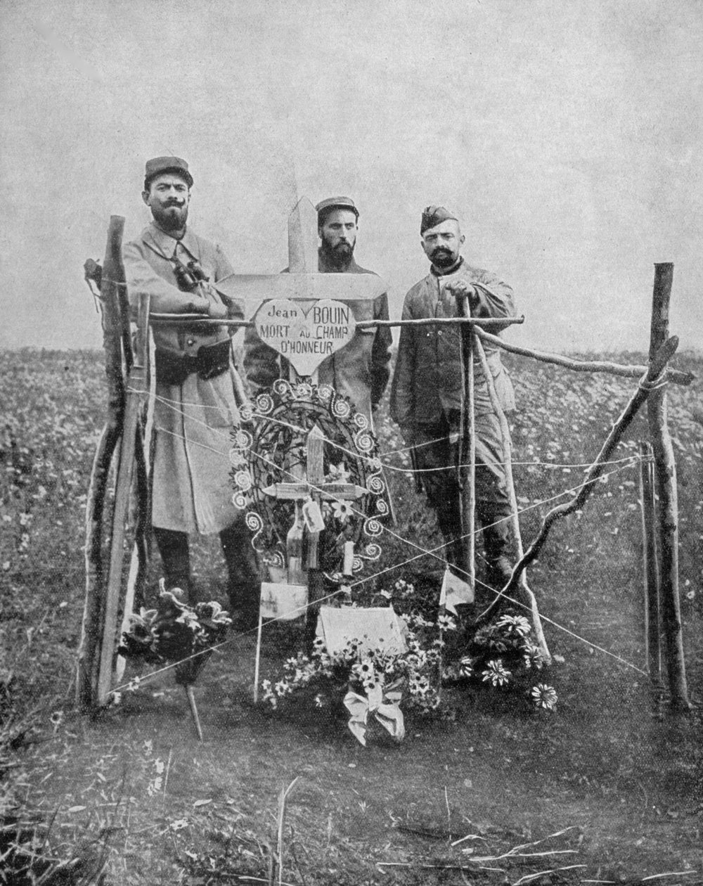 Grób sierżanta Jeana Bouina, żołnierza francuskiego, Francja, I wojna światowa, 1915 autorstwa Unbekannt