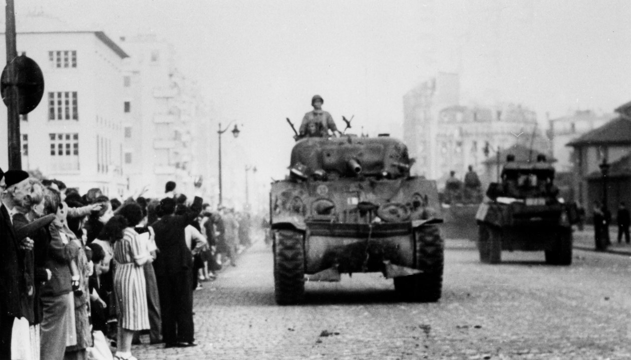 Wyzwolenie Paryża, sierpień 1944 autorstwa Unbekannt