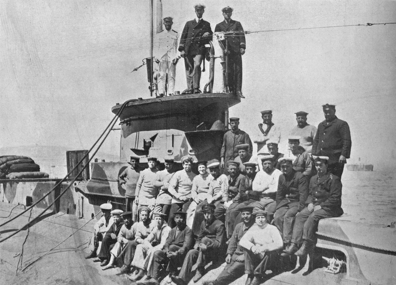 Oficerowie i załoga okrętu podwodnego HM E14, 1915. autorstwa Unbekannt