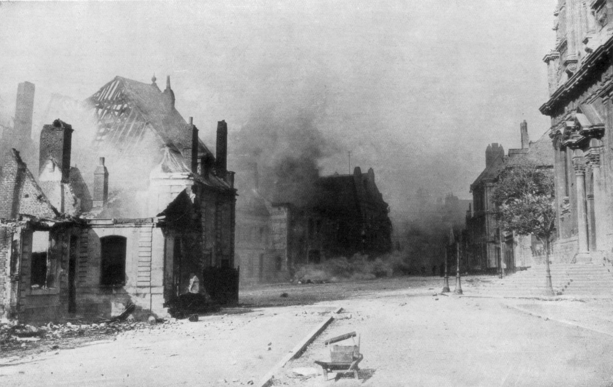 Ruiny Cambrai we Francji, I wojna światowa, 1918 r. autorstwa Unbekannt