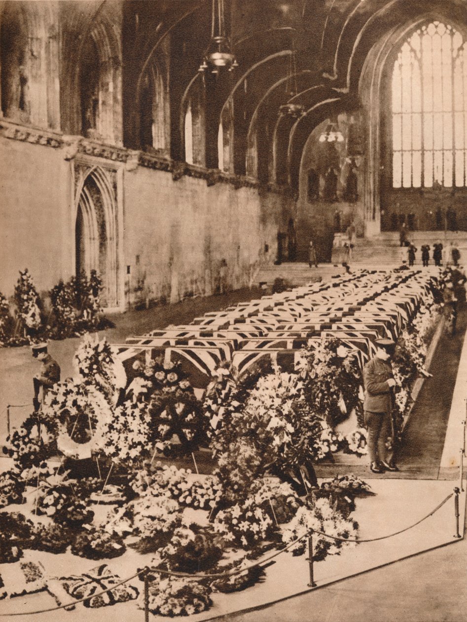 Ofiary katastrofy sterowca R101 leżące w stanie Westminster Hall, Londyn, 1930 1935 autorstwa Unbekannt