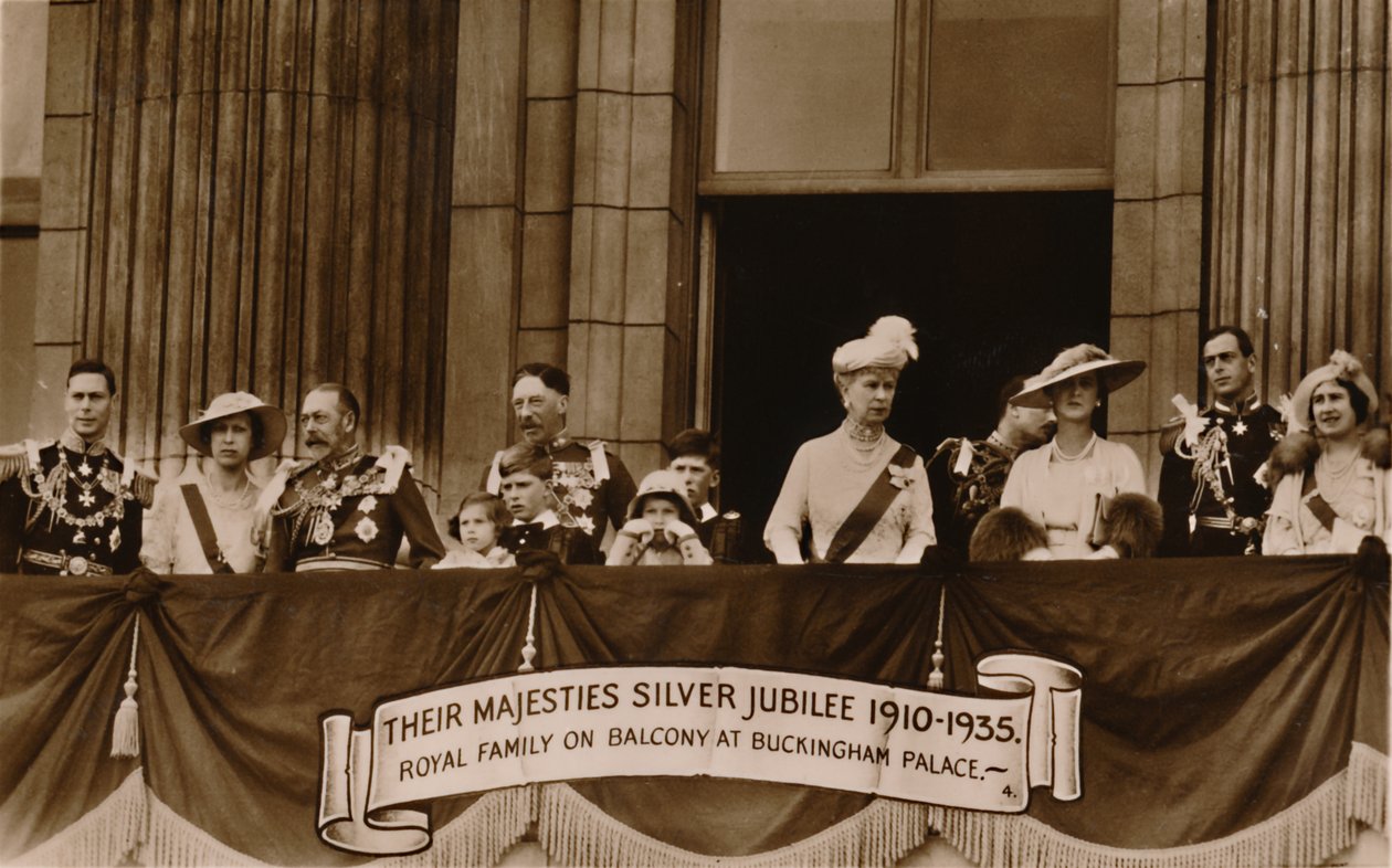 Srebrny Jubileusz Ich Królewskich Mości 1910-1935. Rodzina królewska na balkonie w Pałacu Buckingham, 1935. autorstwa Unbekannt