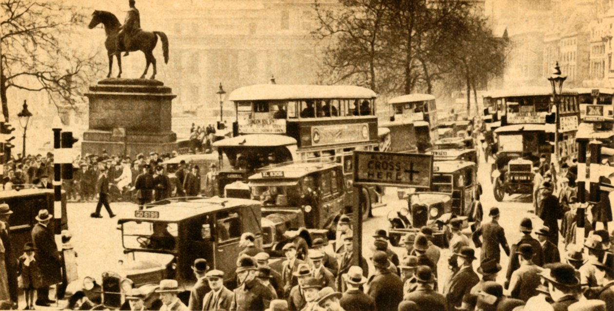 Ruch uliczny na Trafalgar Square w Londynie, 1933. autorstwa Unbekannt