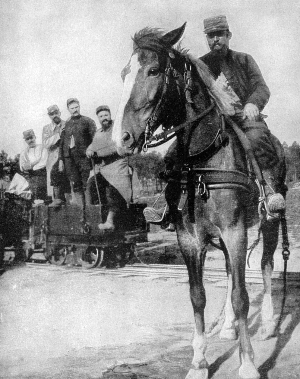 Transport w Lesie Argonne, Francja, 1915 autorstwa Unbekannt
