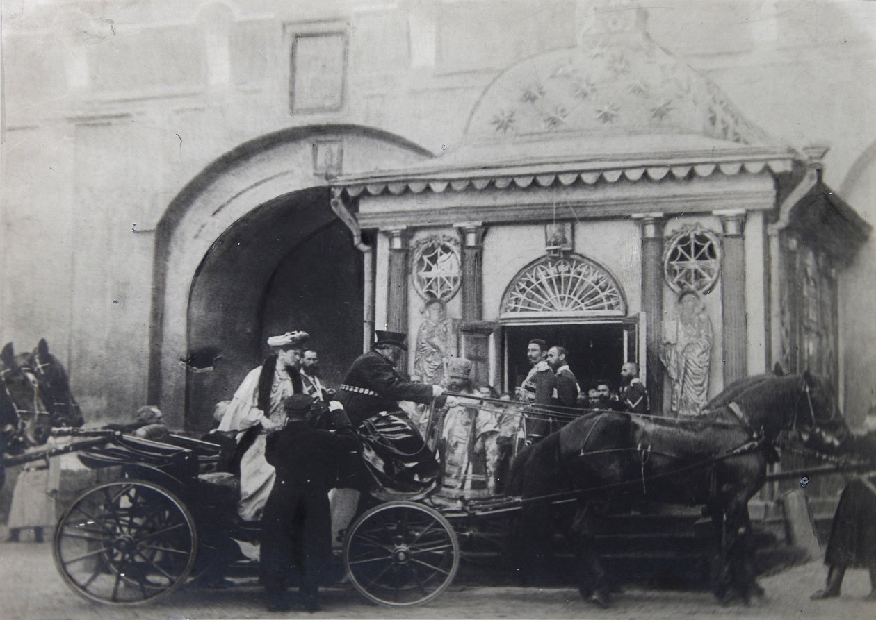 Carina Aleksandra Fiodorowna w Kaplicy Iberyjskiej, Moskwa, Rosja, 1900 autorstwa Unbekannt