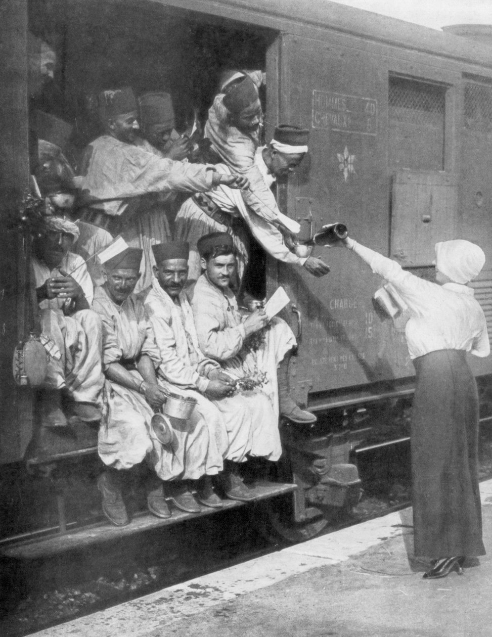 Tureccy strzelcy w drodze na front pociągiem, 1914 autorstwa Unbekannt