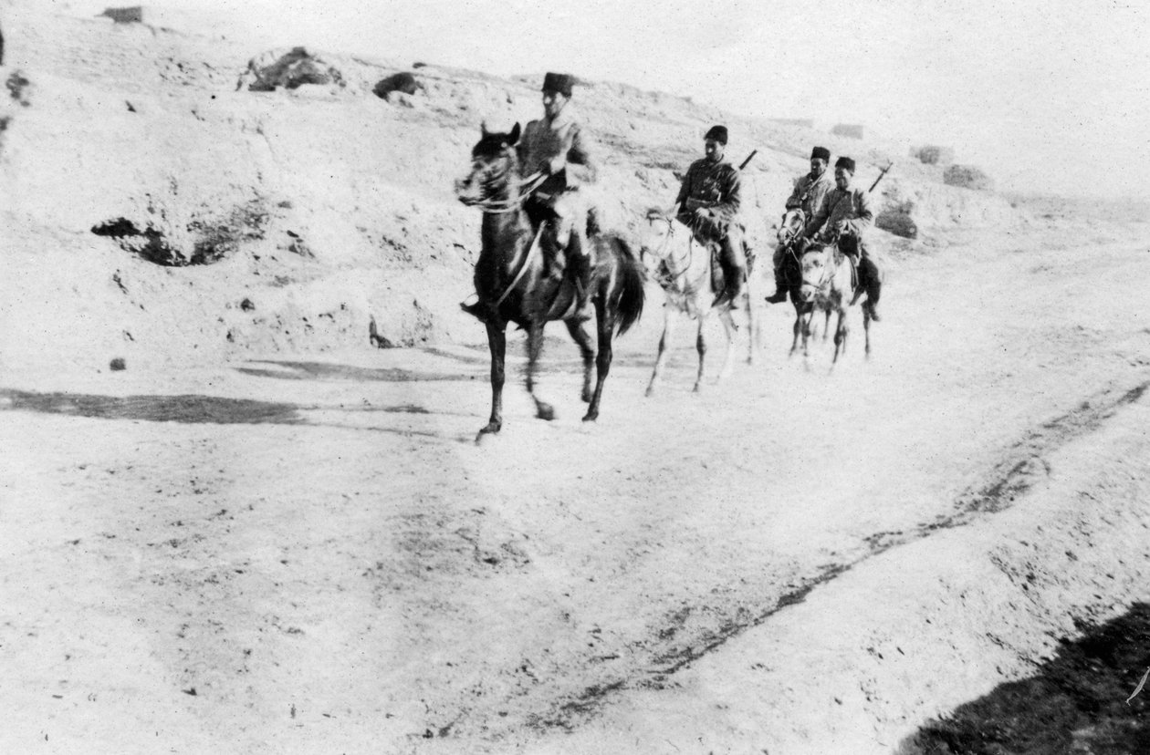 Żołnierze tureccy opuszczający Mosul, Mezopotamię, I wojna światowa, 1918 autorstwa Unbekannt