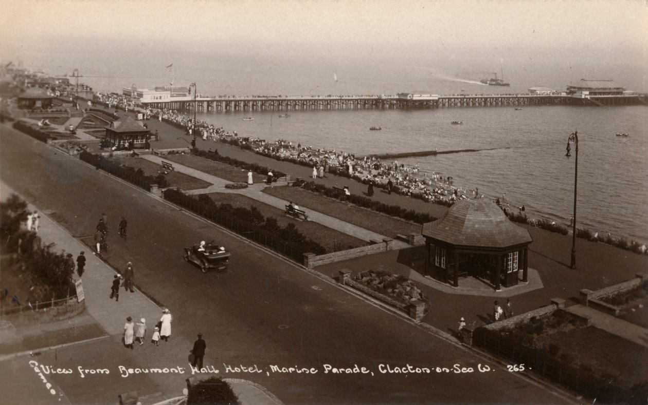 Widok z hotelu Beaumont Hall, Marine Parade, Clacton-on-Sea, ok. 1925 r. autorstwa Unbekannt