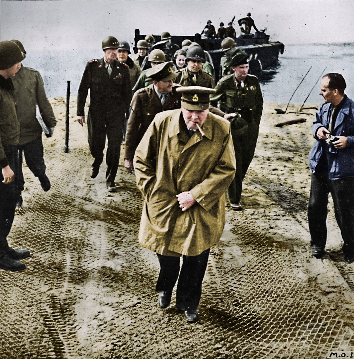 Winston Churchill po drugiej stronie Renu. Na zewnątrz do Niemiec! Naprzód do zwycięstwa!, 1945 autorstwa Unbekannt