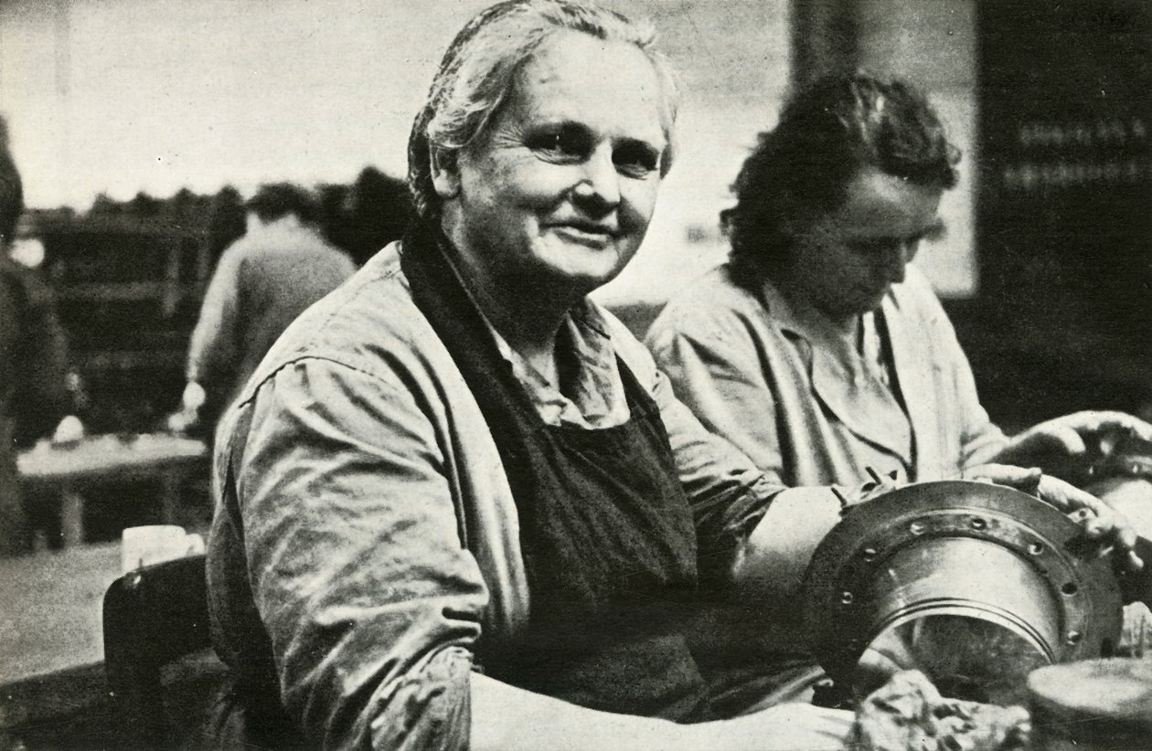 Kobiety pracujące przy konserwacji i naprawie samolotów, Południowa Walia, II wojna światowa, c1939-c1944 1946. autorstwa Unbekannt