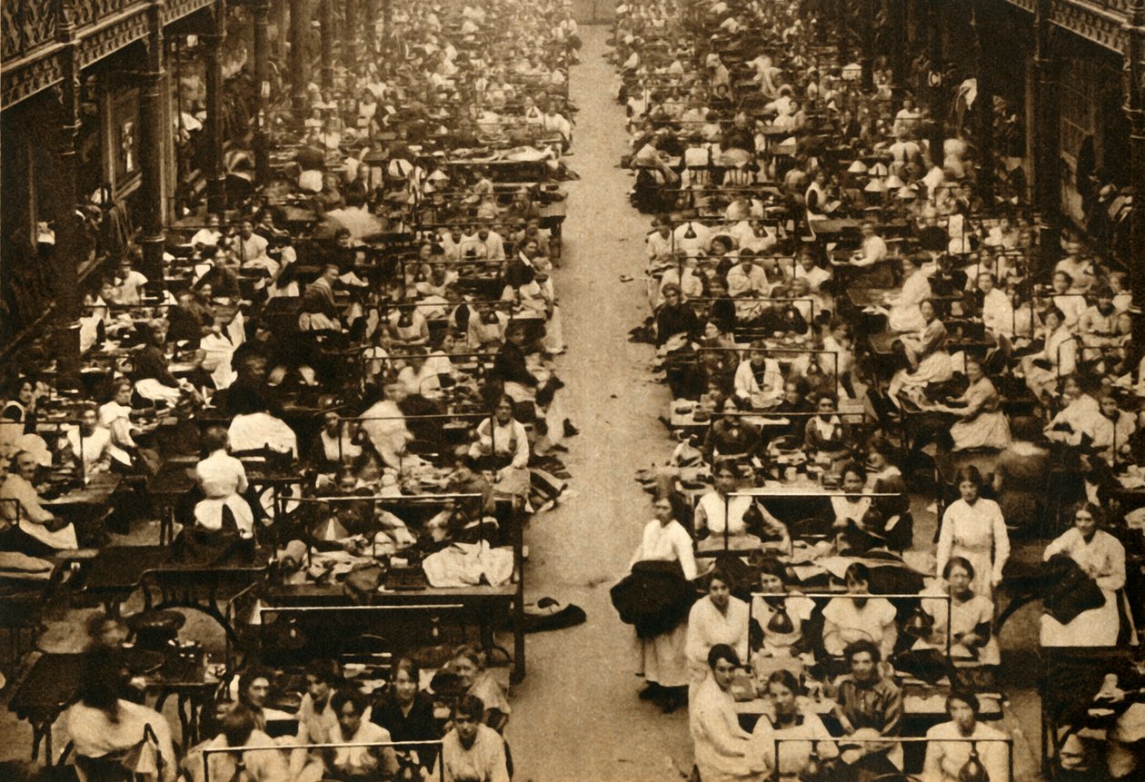 Kobiety pracujące w Królewskiej Fabryce Odzieży Wojskowej, I wojna światowa, 1914-1918, 1933. autorstwa Unbekannt