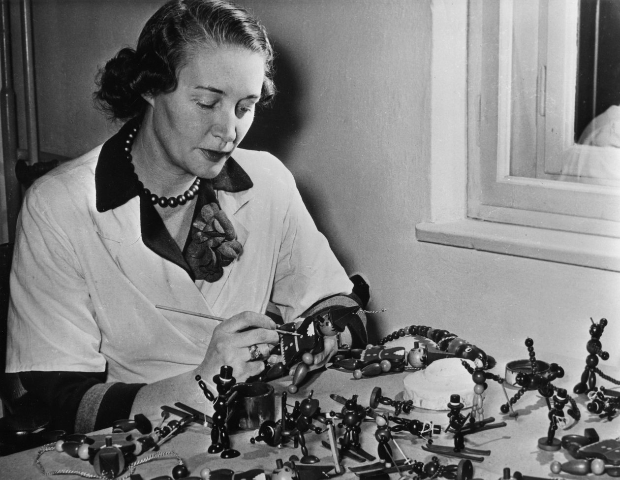 Kończenie drewnianych zabawek w Wiedniu, Austria, jadące do Ameryki, 1952 autorstwa Unbekannt