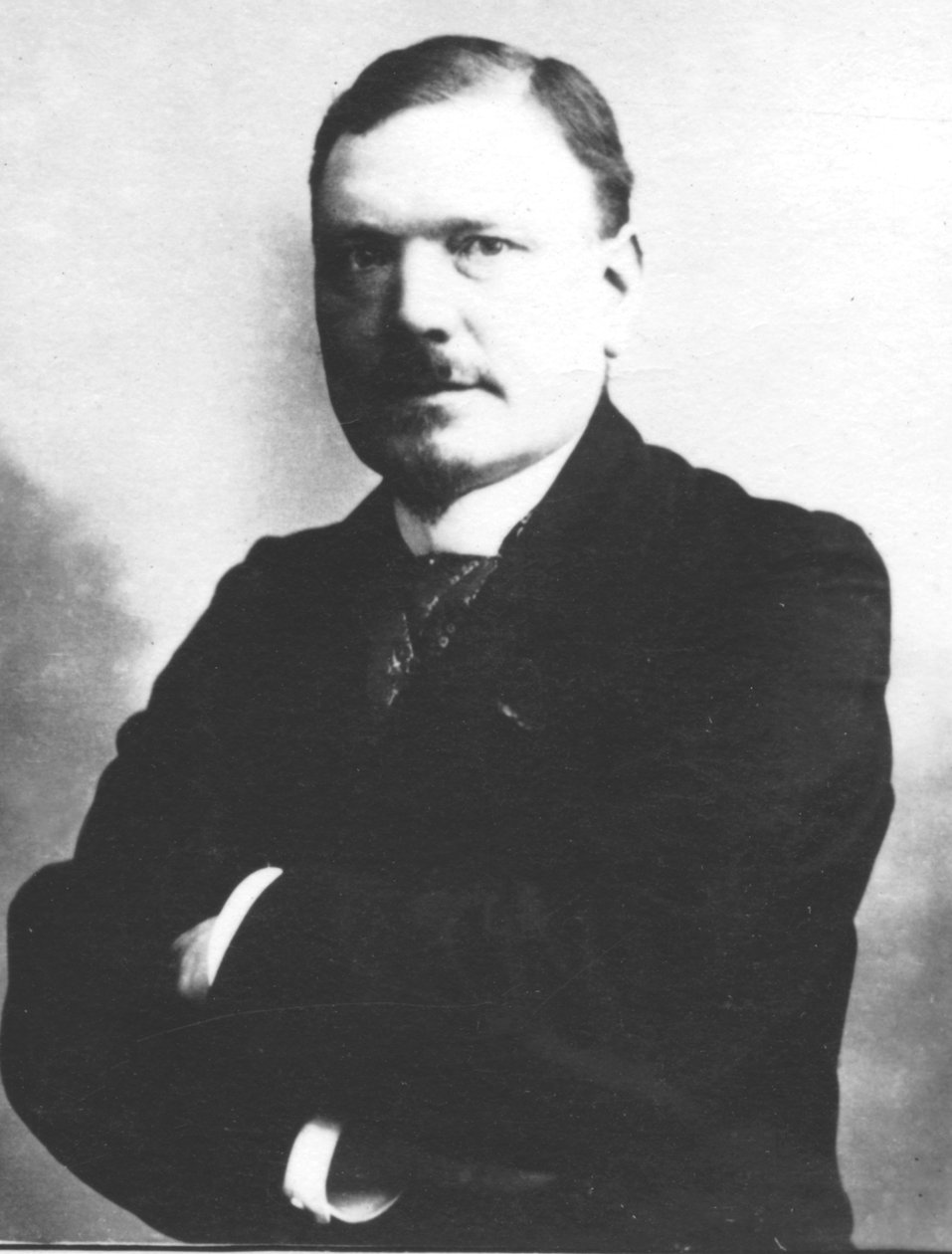 Yann Nibor, ok. 1893 r. autorstwa Unbekannt