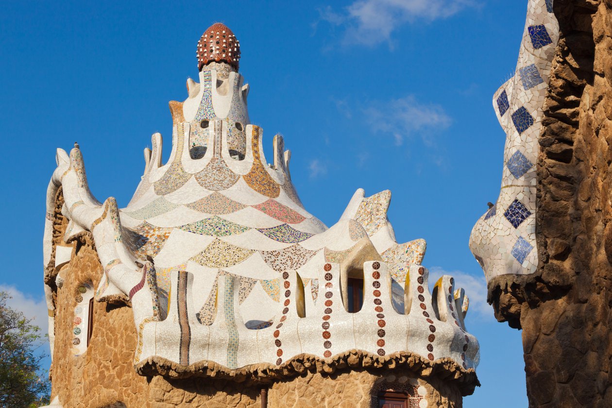 Barcelona, Hiszpania. Fragment pawilonu przy wejściu do Parc Güell. Światowego Dziedzictwa UNESCO. autorstwa Unbekannt Unbekannt