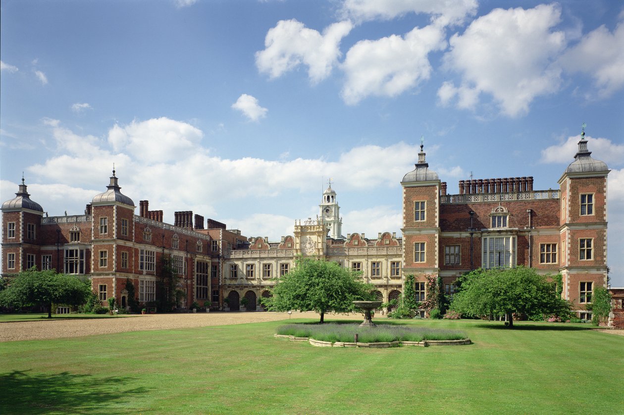 Zewnętrzna część Hatfield House, Hertfordshire, zbudowana w latach 1607-12 autorstwa Unbekannt Unbekannt