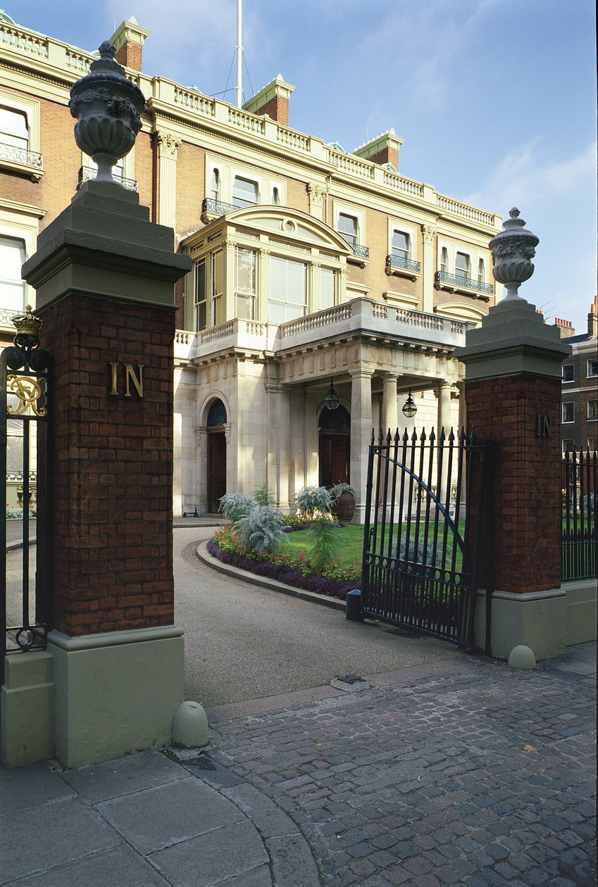 Widok zewnętrzny wejścia do Hertford House, Manchester Square, Londyn autorstwa Unbekannt Unbekannt