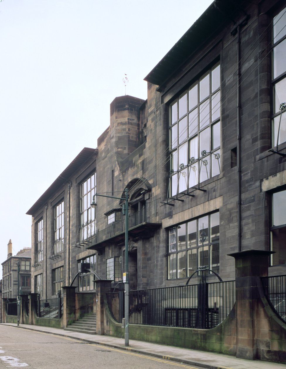 Widok z zewnątrz Glasgow School of Art, wybudowanej w latach 1897-1909 przez Charlesa Rennie Mackintosha (1868-1928); Szkocja, Wielka Brytania autorstwa Unbekannt Unbekannt