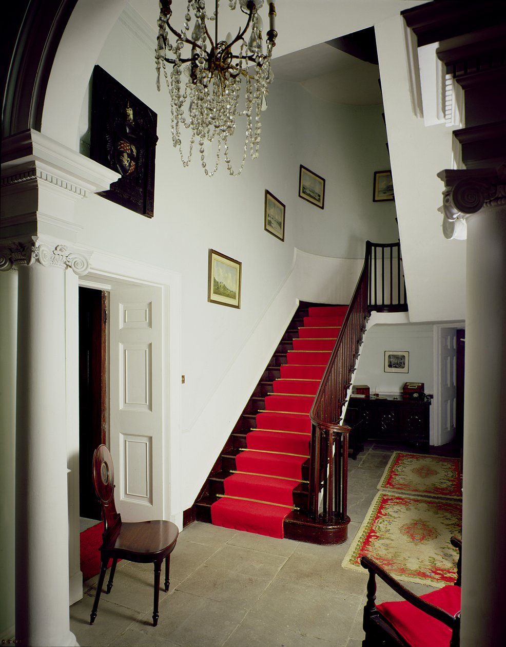 Widok holu i klatki schodowej Belle Isle House, jezioro Windermere, zbudowanego w latach 1774-c.1781 autorstwa Unbekannt Unbekannt