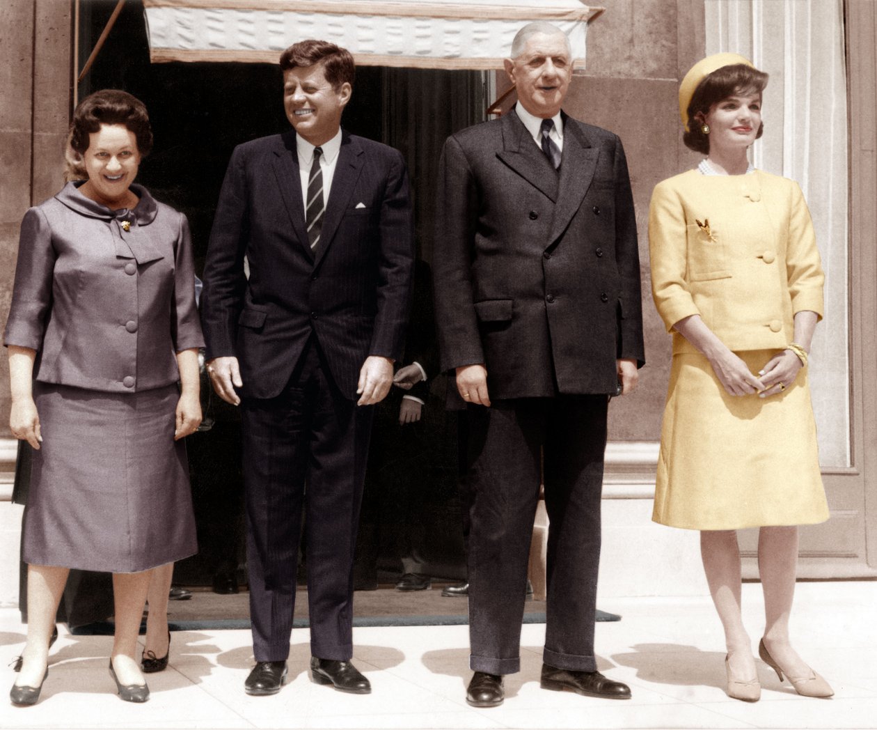 Amerykański prezydent John Kennedy w Elysee Palace 31 maja 1961 Z żoną Jackie autorstwa Unbekannt Unbekannt