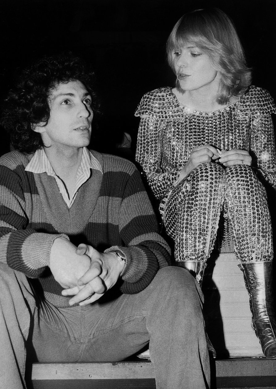Francuski kompozytor i piosenkarz Michel Berger ze swoją żoną piosenkarką France Gall na próbie The Stamania 4 kwietnia 1979 autorstwa Unbekannt Unbekannt