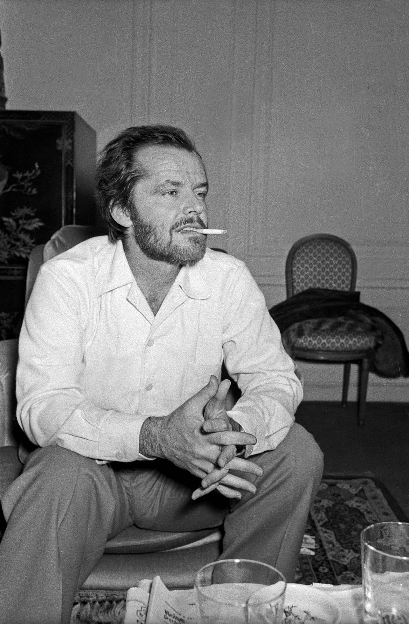 Jack Nicholson odpowiada dziennikarzom w swoim hotelu w Paryżu, 9 grudnia 1974 autorstwa Unbekannt Unbekannt