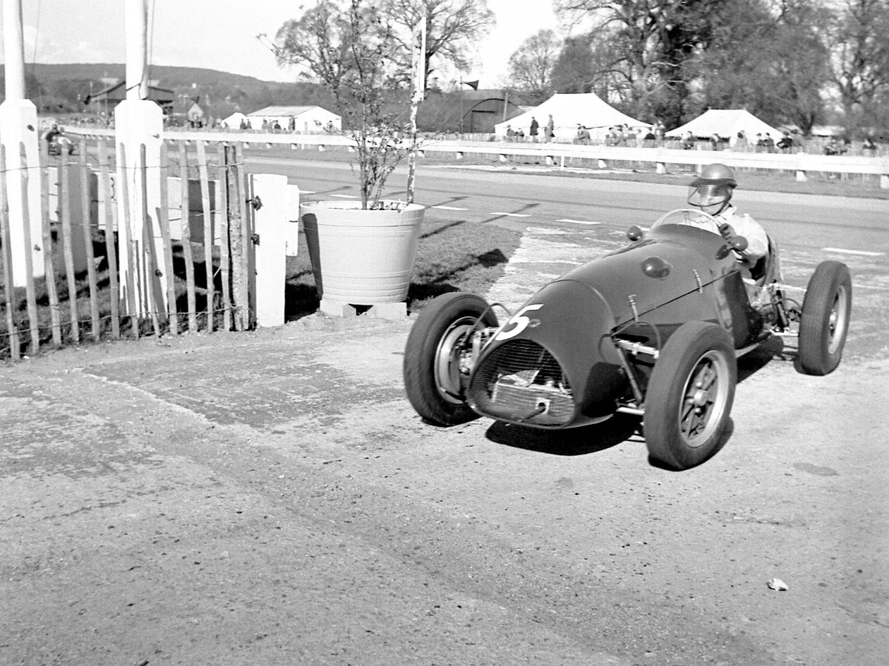 John Barber prowadzący Cooper Bristol, 1953 autorstwa Unbekannt Unbekannt