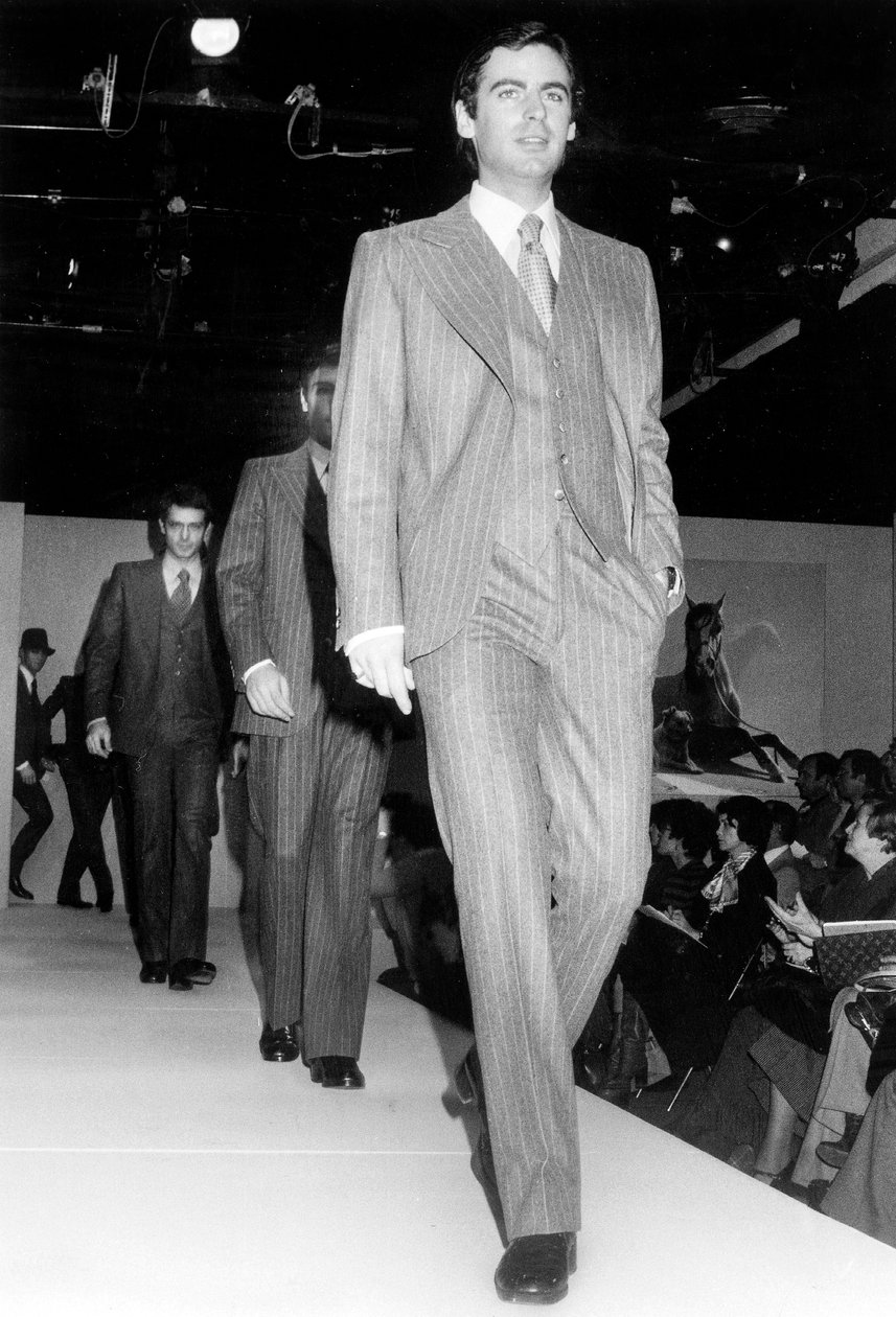 Pokaz mody męskiej dla kolekcji wiosenno-letniej Pierre Cardin 1973-1974, 07.02.1977 r. autorstwa Unbekannt Unbekannt