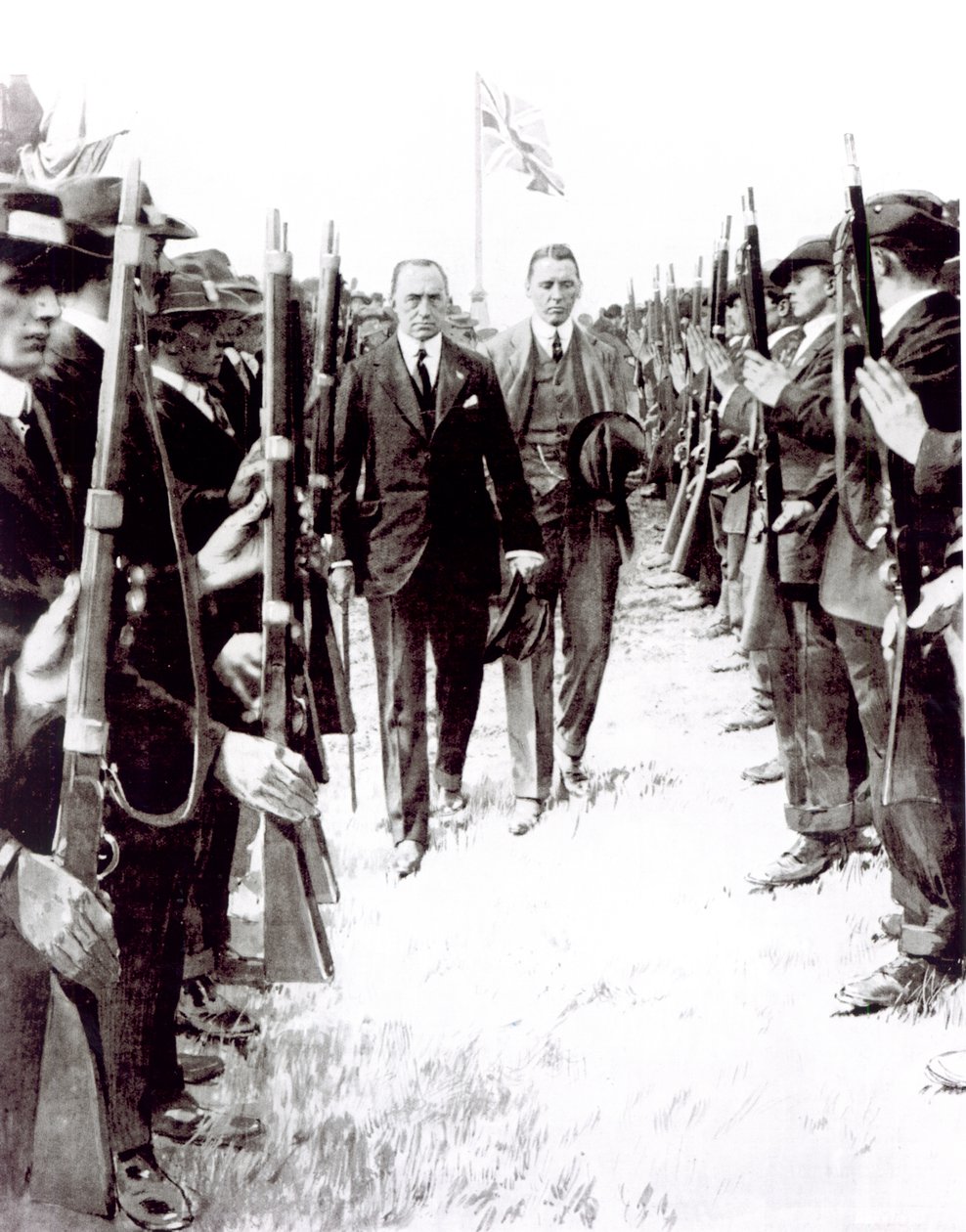 Ruch, który doprowadził do powstania rządowej oferty „ograniczonego wykluczenia” dla hrabstw irlandzkich: Sir Edward Carson autorstwa Unbekannt Unbekannt
