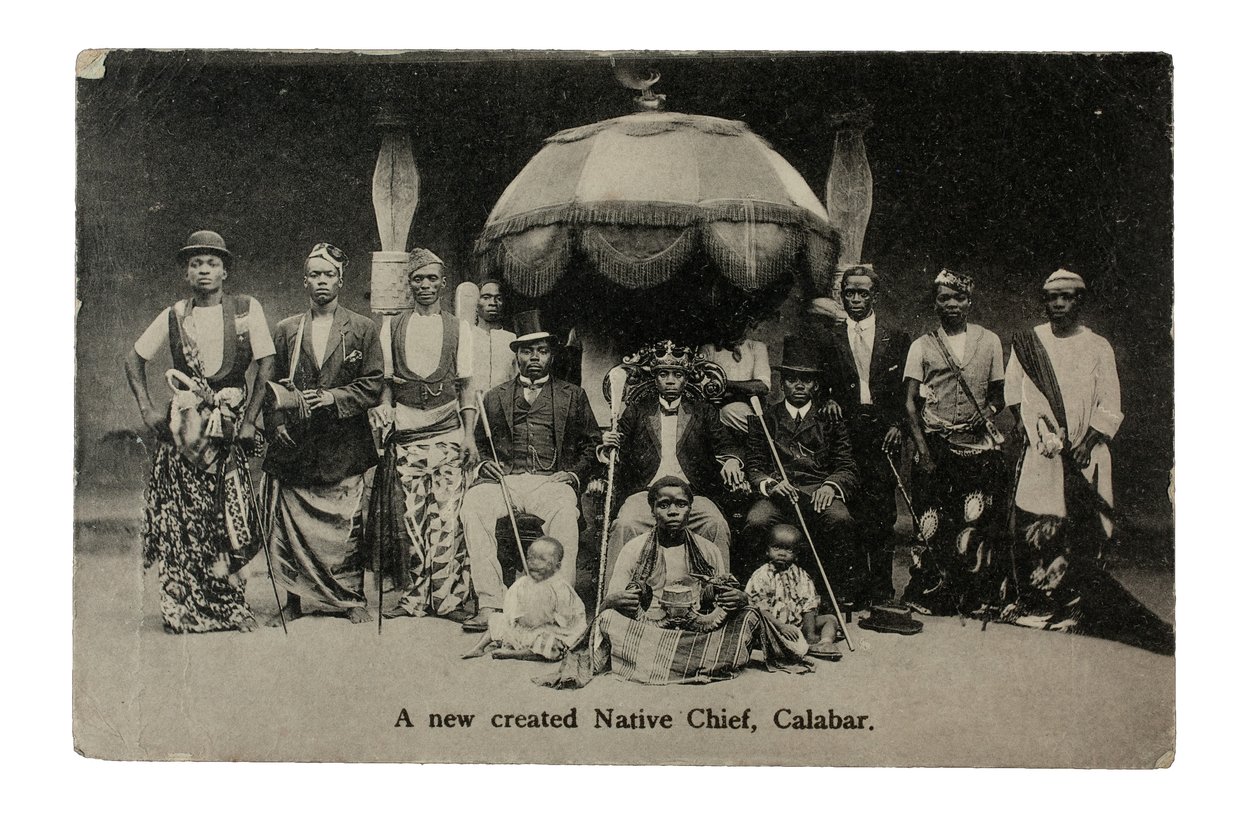 Nowo utworzony wódz tubylców, Calabar, Nigeria, c.1910 (lito) autorstwa Unbekannt