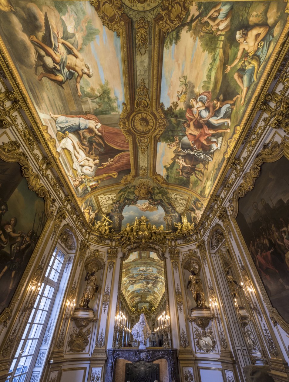 Alegoria Ognia i Ziemi na skarbcu. Obraz sklepienia Galerie doree, autorstwa Francois Perrier (1594-1649) autorstwa Unbekannt