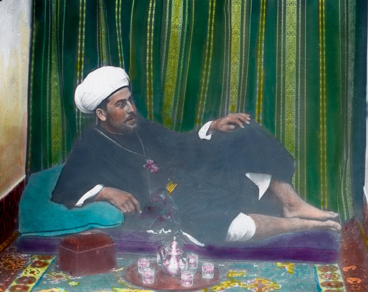 Arab pijący herbatę autorstwa Unbekannter Künstler