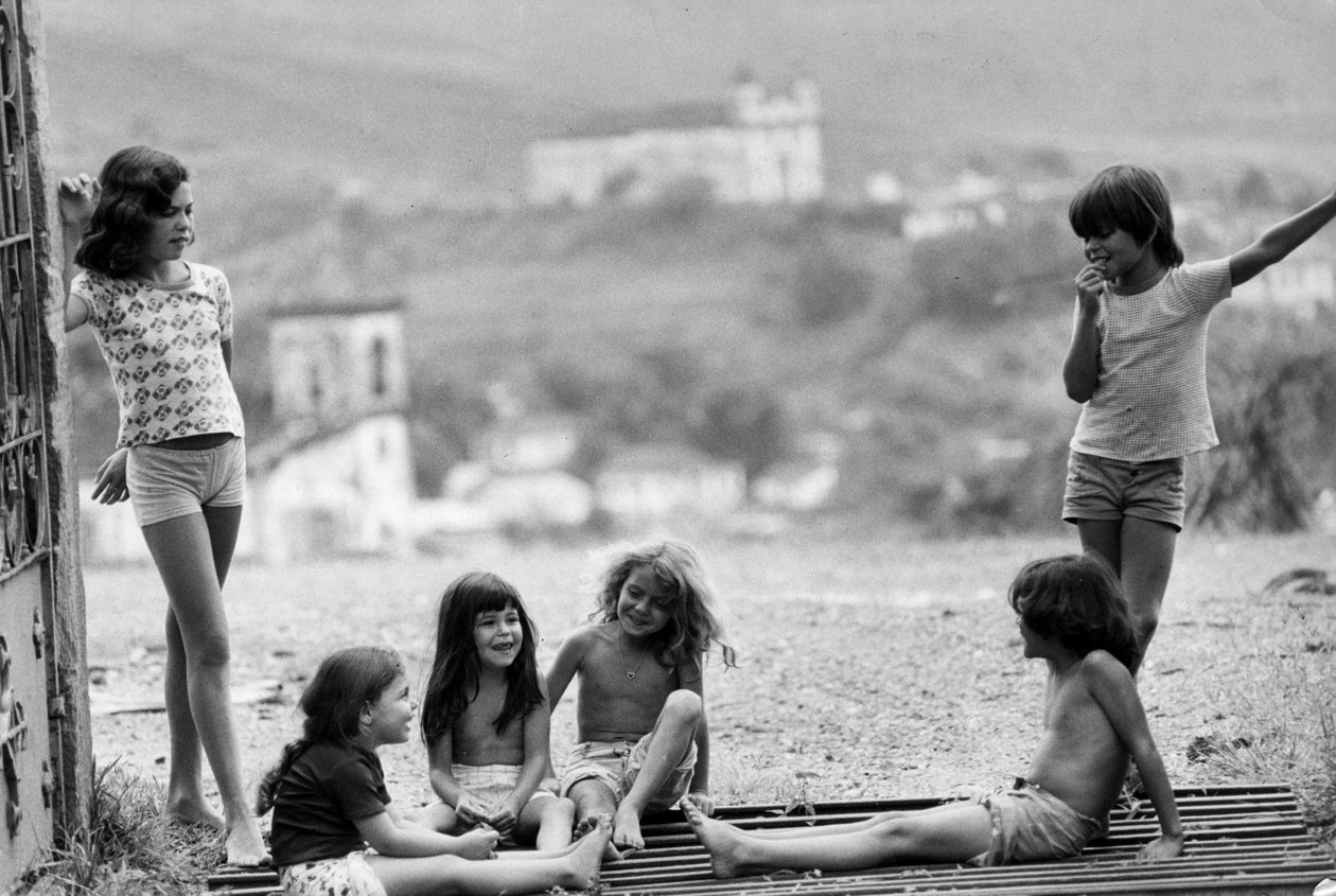 Dzieci stanu Minas Gerais w Brazylii. Lata 80-te. autorstwa Unbekannt