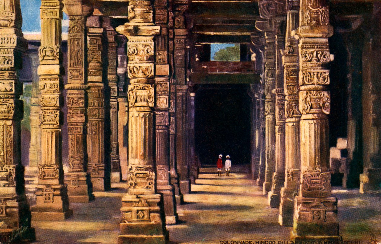 Kolumnada z hinduskimi rzeźbami, Qutub Minar, początek XX wieku (druk) autorstwa Unbekannter Künstler