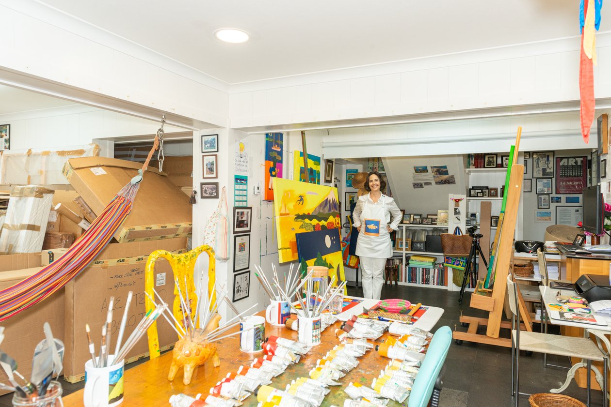 Cristina Rodriguez w swojej pracowni, 2022 autorstwa Bartolome Esteban and studio Murillo