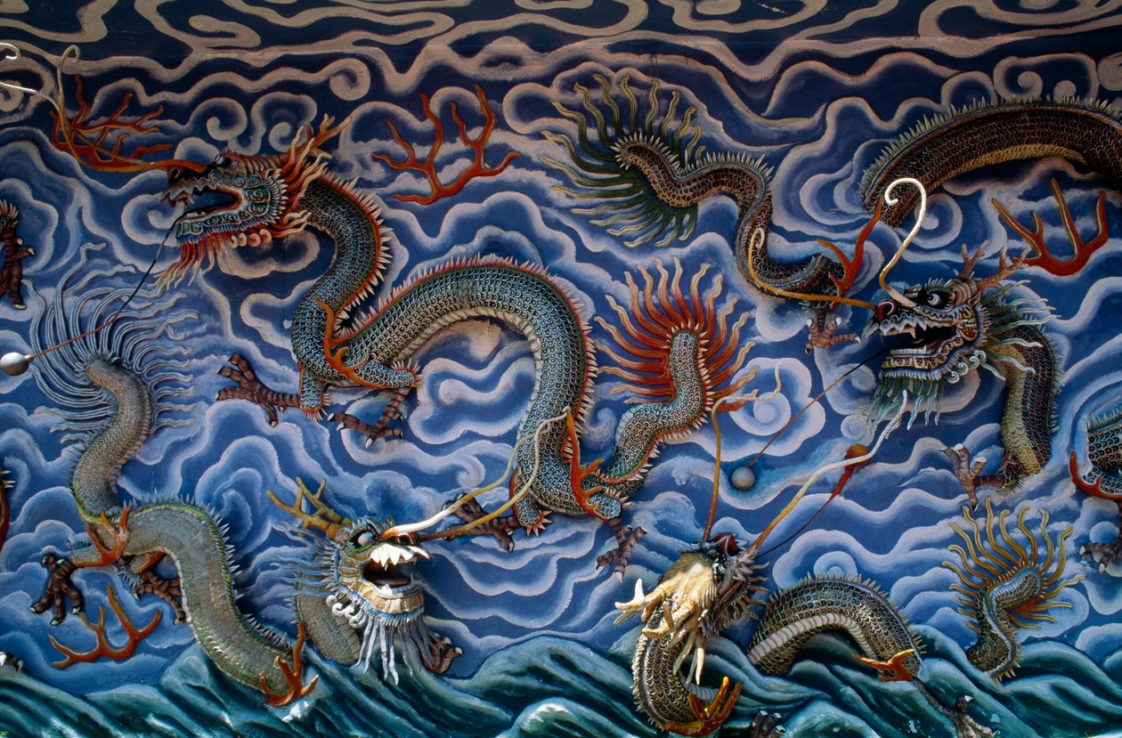 Dragons, Haw Par Villa (Tiger Balm Garden), park rozrywki oparty na chińskiej mitologii i legendach, Singapur, Republika Singapuru autorstwa Benjamin Baud