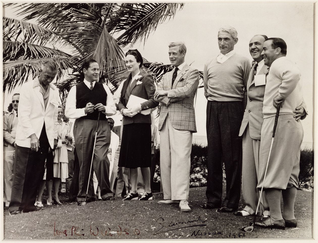 Edward, książę Windsoru (1894-1972) i Wallis, księżna Windsoru (1896-1986) na turnieju golfowym w Nassau autorstwa Unbekannt