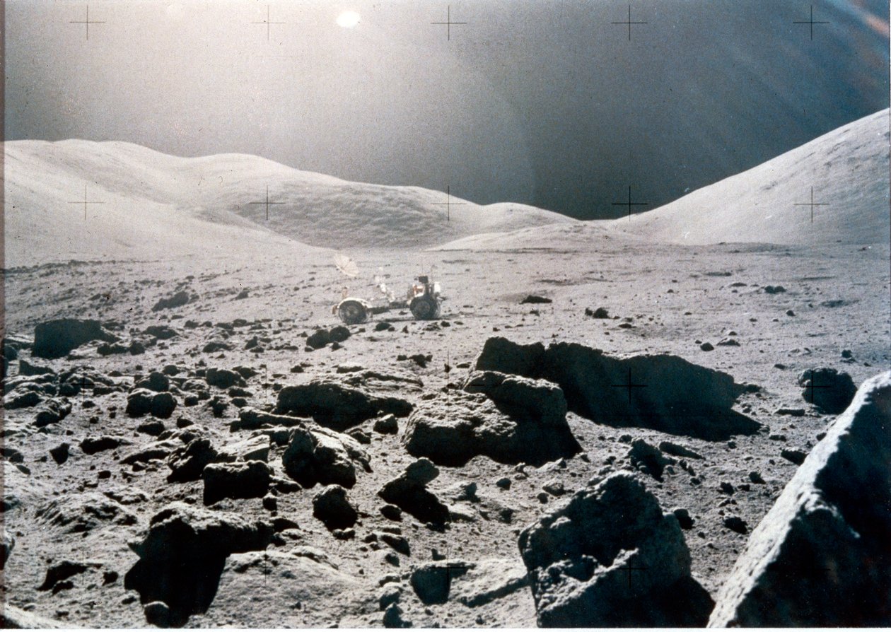 Załogowy lot kosmiczny, USA, Apollo 15 Panoramiczny widok powierzchni Księżyca, Apollo 15 autorstwa Unbekannt